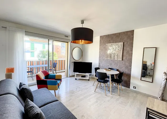 Bright And Vast Studio Terrace Easy Parking Cannes Heart Of Town 1 Mn