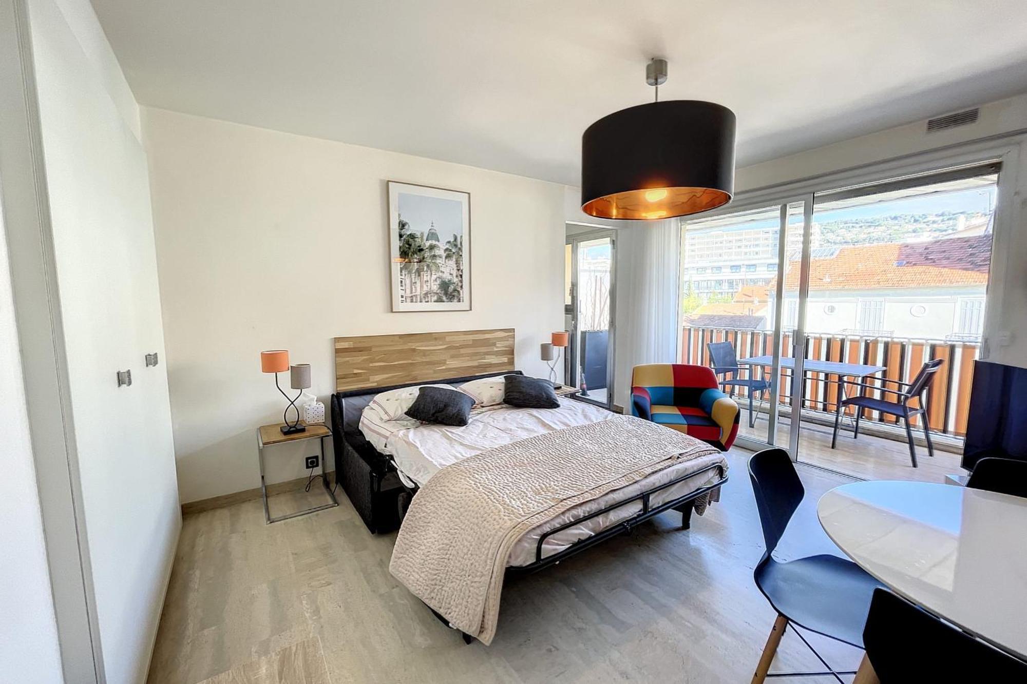 Appartement Bright And Vast Terrace Easy Parking Heart Of Town 1 Mn
